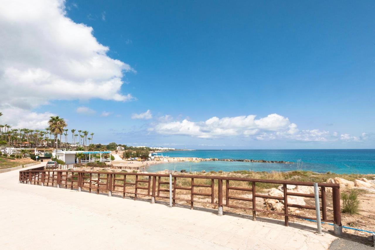 Apartment Marisol - Beachfront Protaras Exterior photo