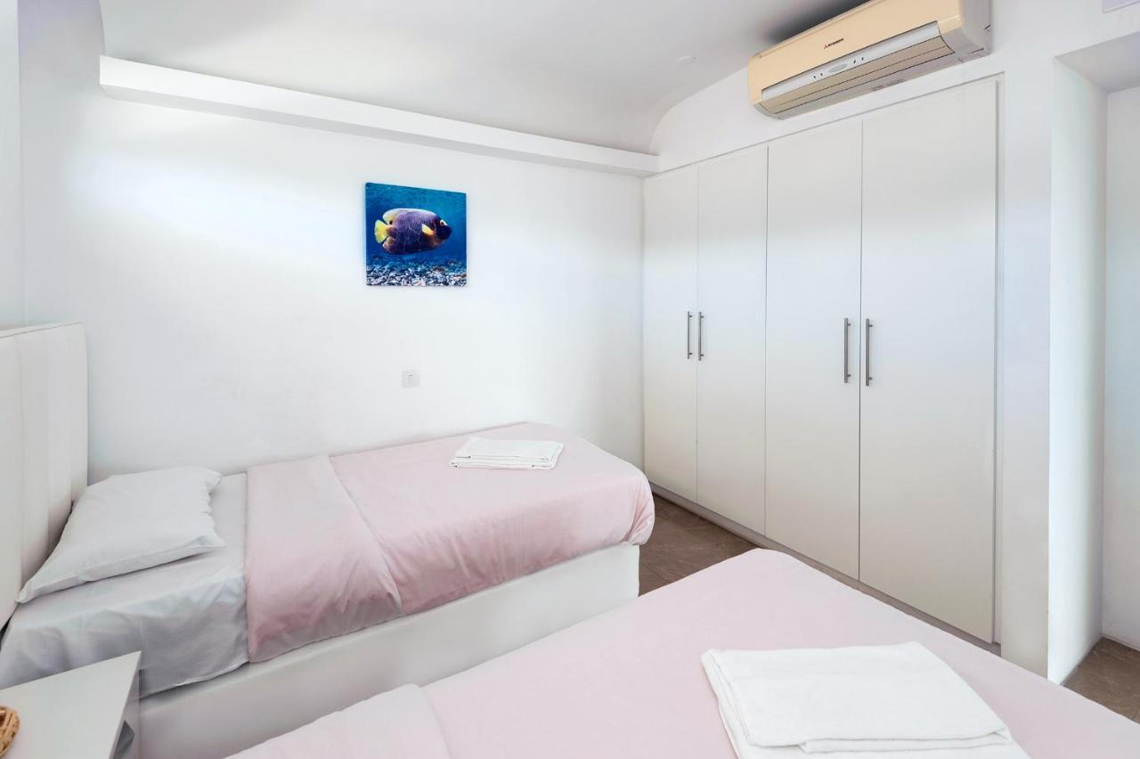 Apartment Marisol - Beachfront Protaras Exterior photo
